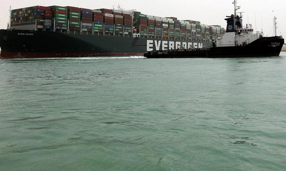 Διώρυγα του Σουέζ: Ποιός θα πληρώσει "την νύφη" για το "μποτιλιάρισμα"